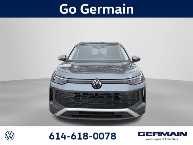 New 2026 Platinum Gray Metallic Volkswagen 2.0T SE image 2