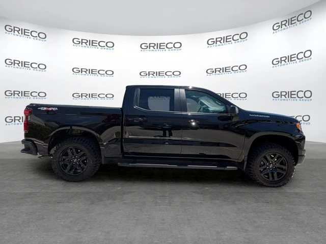 Used 2025 Black Chevrolet RST image 8