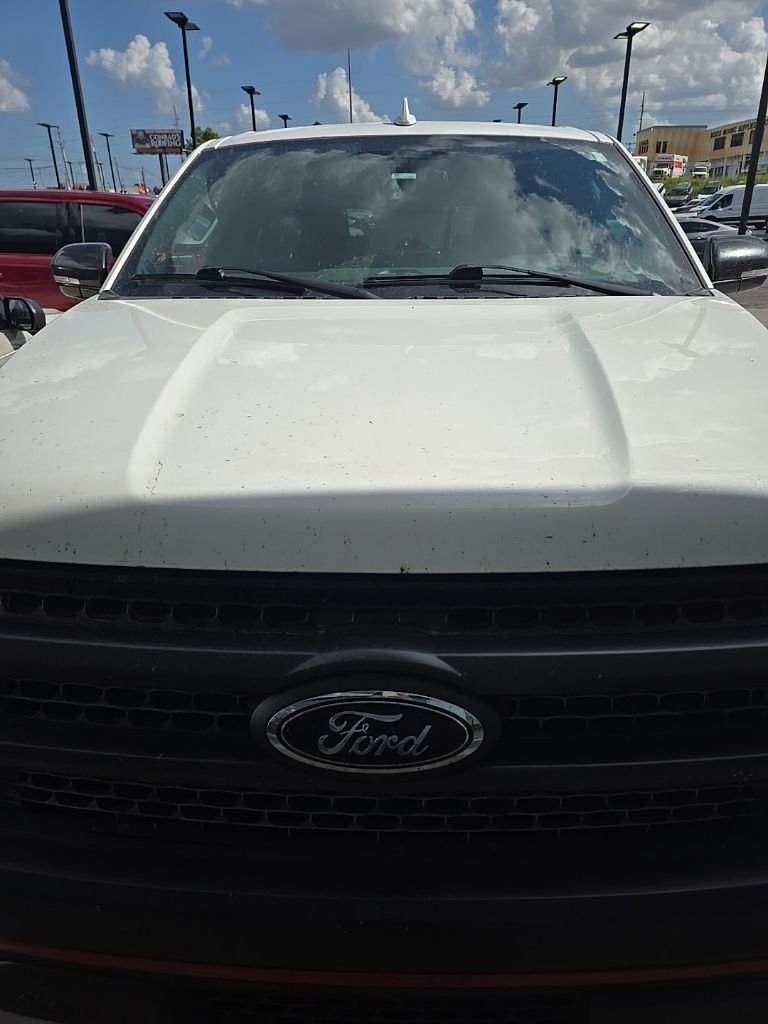 Used 2022 White Ford Timberline image 2