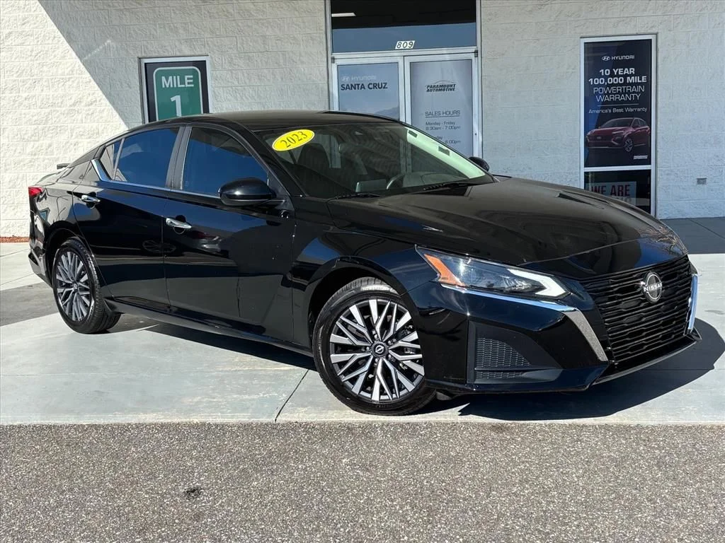 2023 Nissan Altima SV