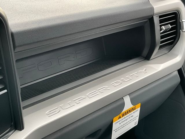 New 2026 Oxford White Ford F-350® XL image 9