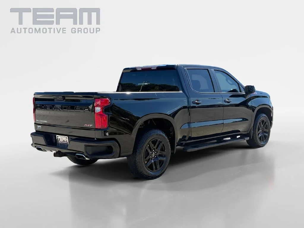 Used 2024 Black Chevrolet RST image 7