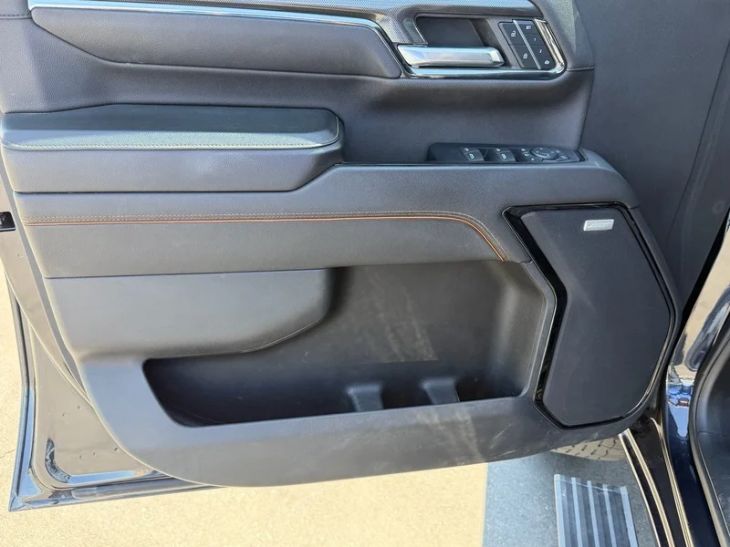 Used 2024 Titanium Rush Metallic GMC AT4 image 17