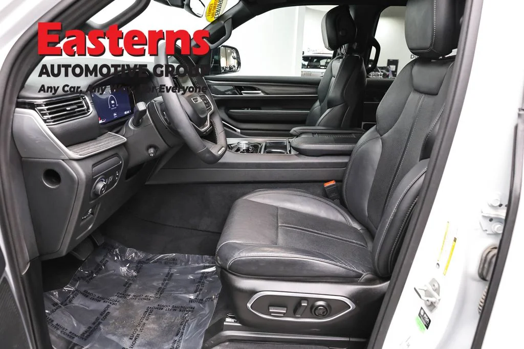 Used 2024 White Jeep Series II image 14