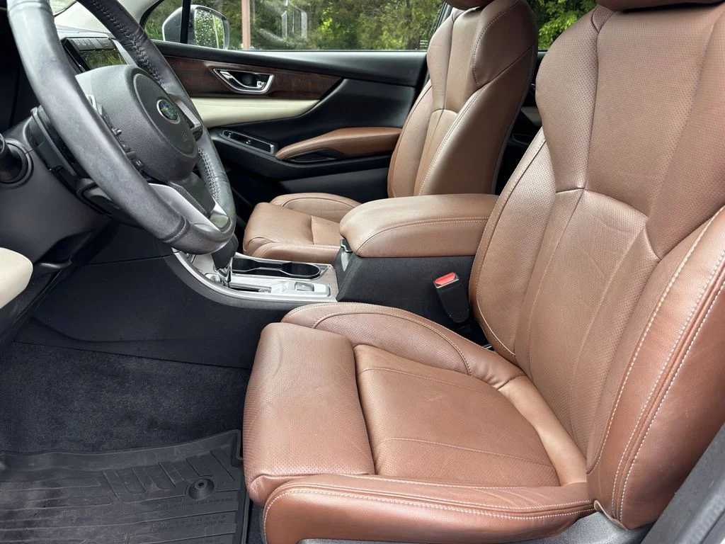 Used 2022 White Subaru Touring image 14