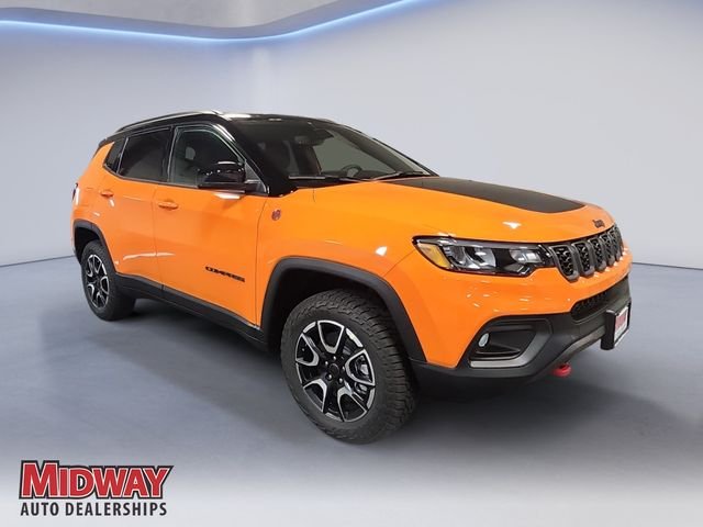 2026 Jeep Compass Trailhawk - Photo 7