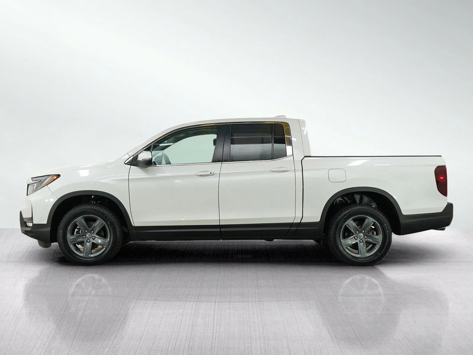 Used 2023 Honda Ridgeline RTL with VIN 5FPYK3F54PB028288 for sale in Burnsville, Minnesota