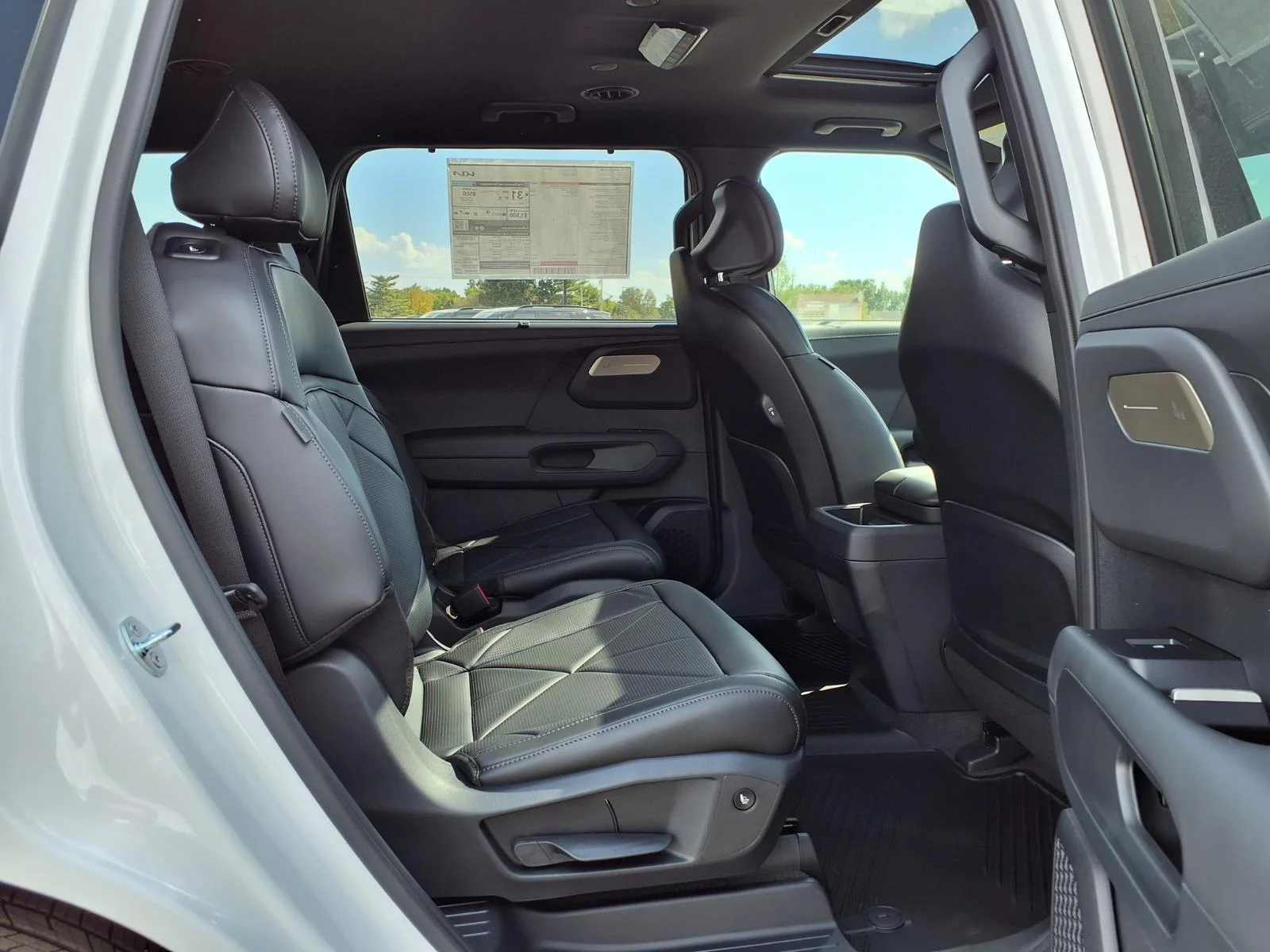 New 2027 Glacial White Pearl KIA EX AWD image 16