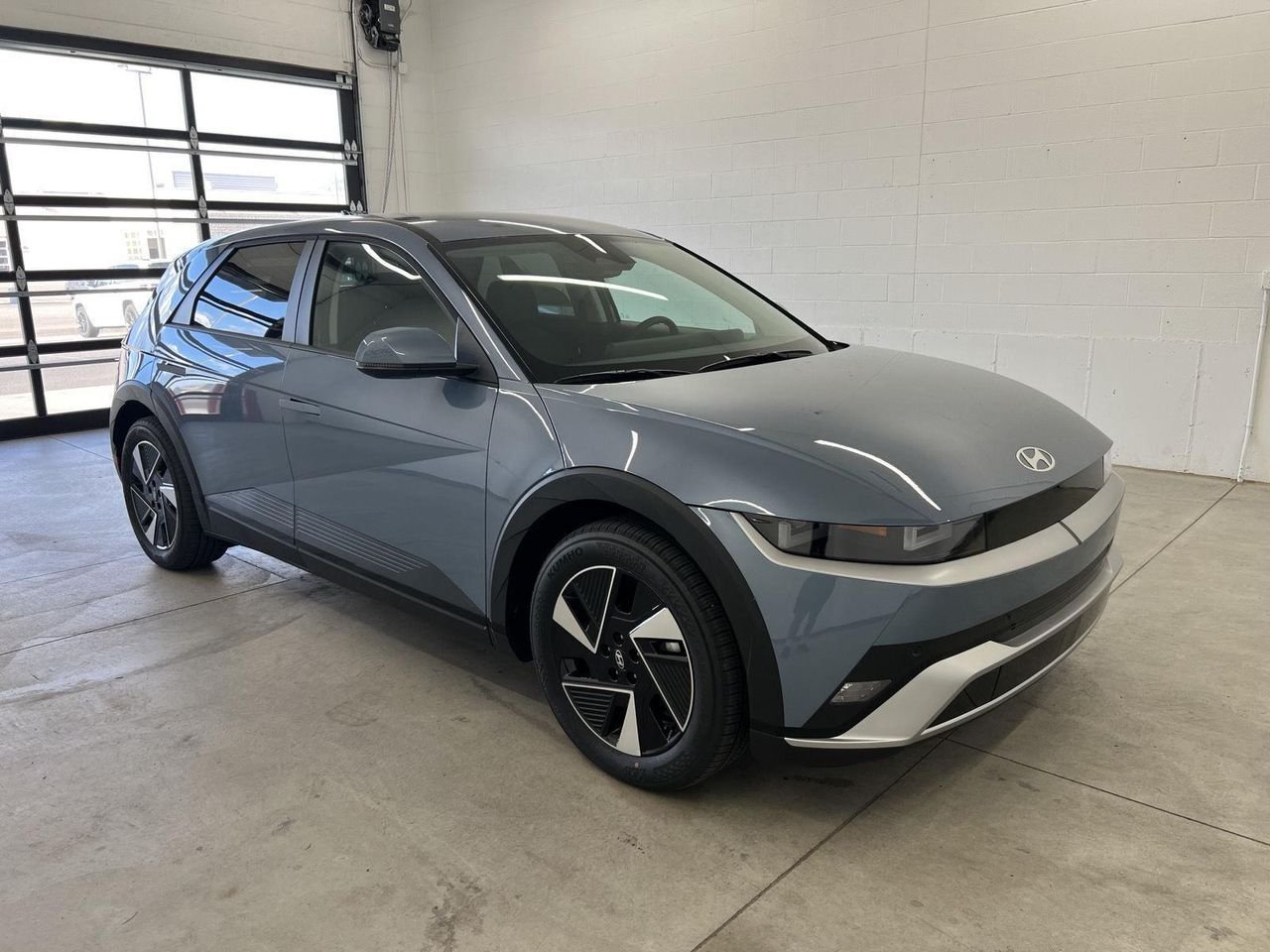 New 2026 Lucid Blue Hyundai SEL image 33