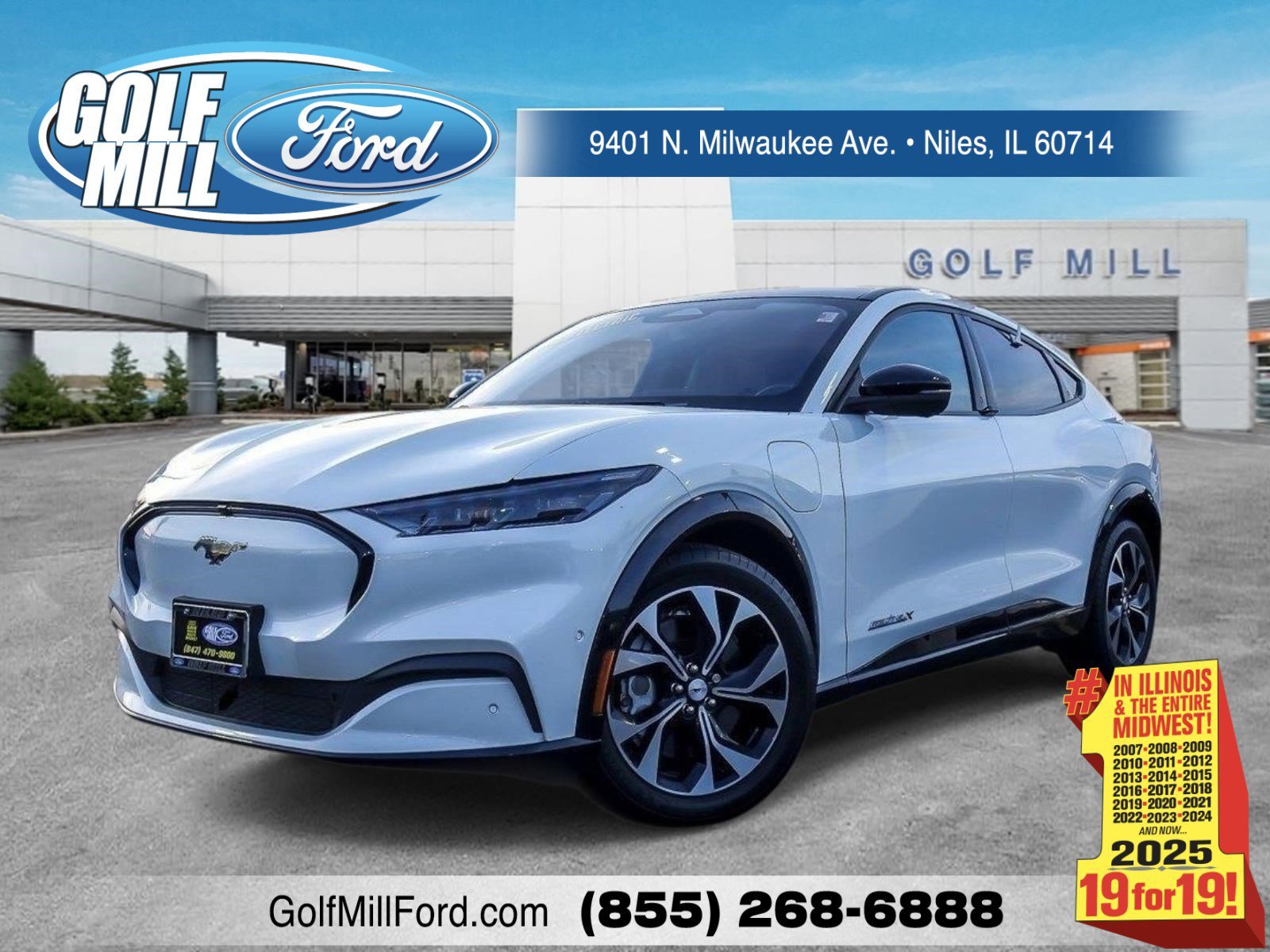 Used 2023 White Metallic Ford Premium image 1