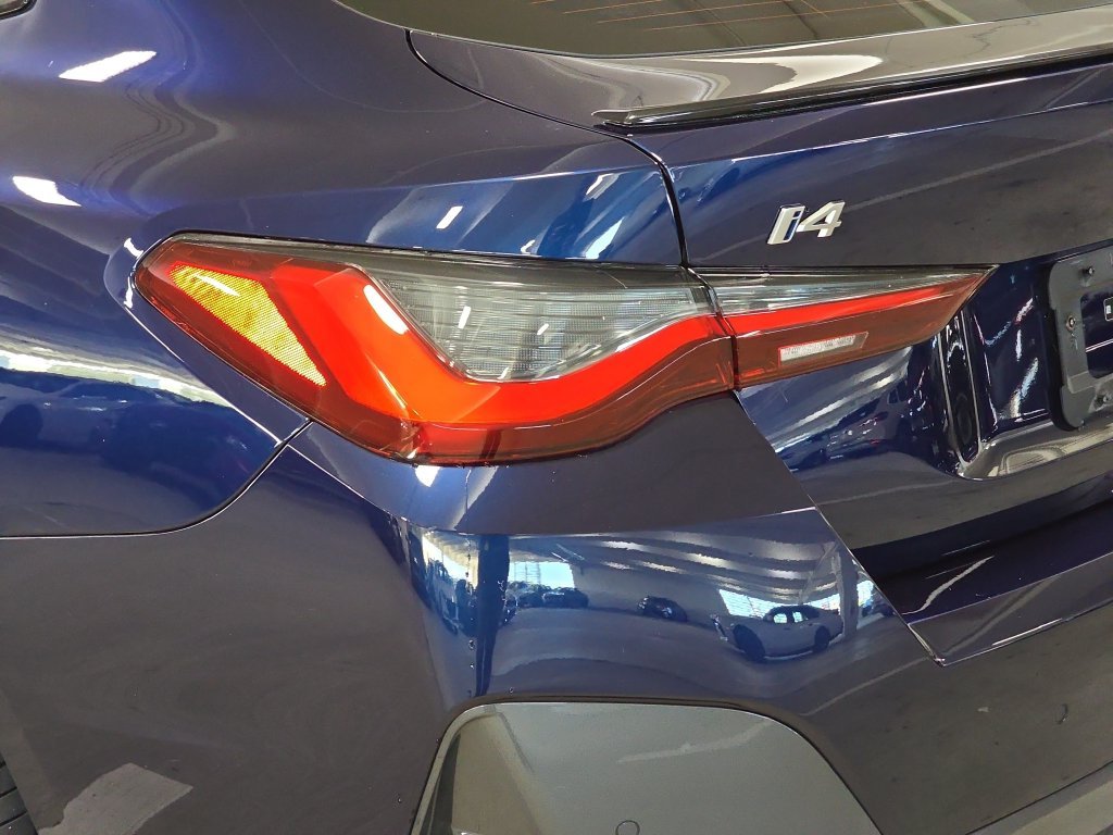 Used 2023 Tanzanite Blue II Metallic BMW eDrive40 image 33