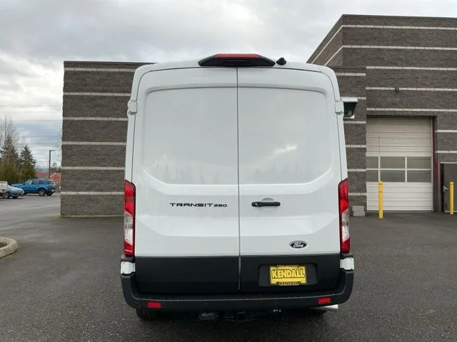 New 2026 Oxford White Ford Base image 5