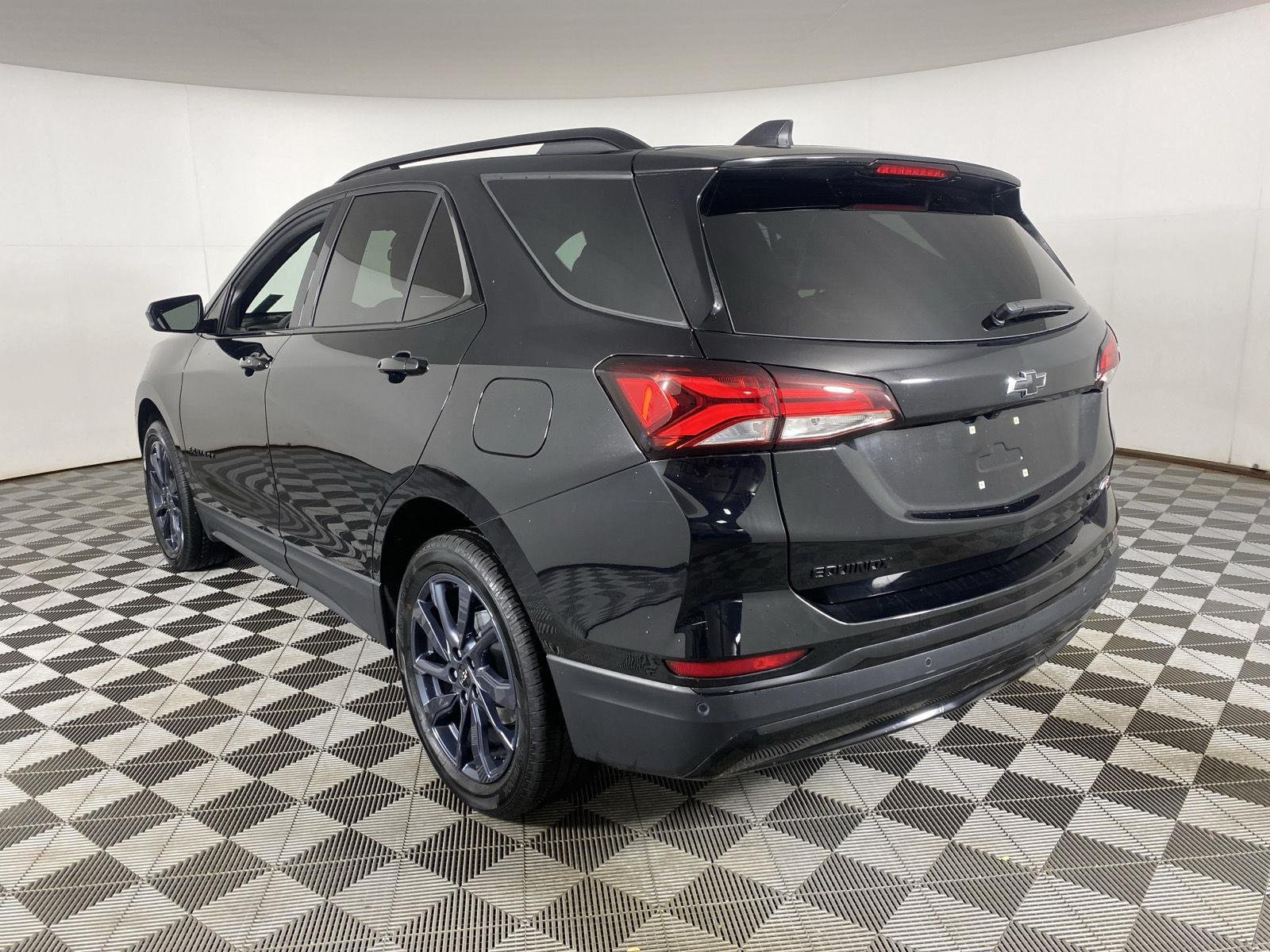 Used 2024 Mosaic Black Metallic Chevrolet RS image 5