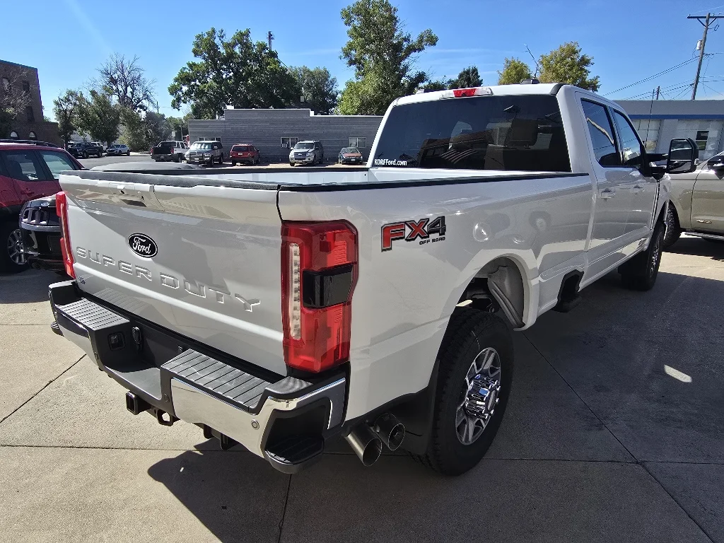 New 2027 White Ford  image 5