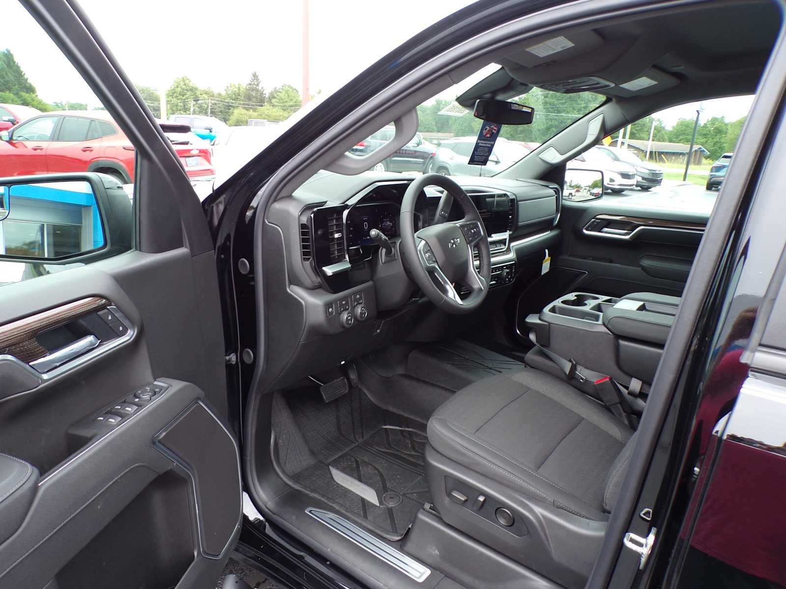 2026 Chevrolet Silverado 1500 RST - Photo 9
