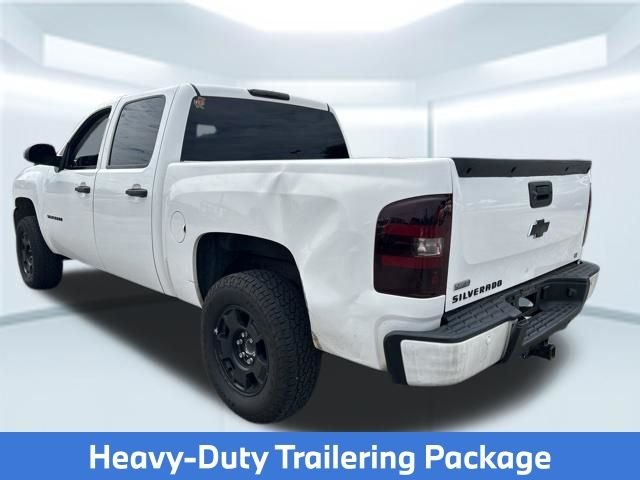 Used 2011 White Chevrolet LT image 9