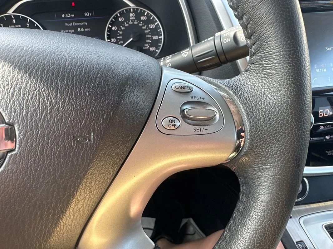 Used 2017 White Nissan SV image 21