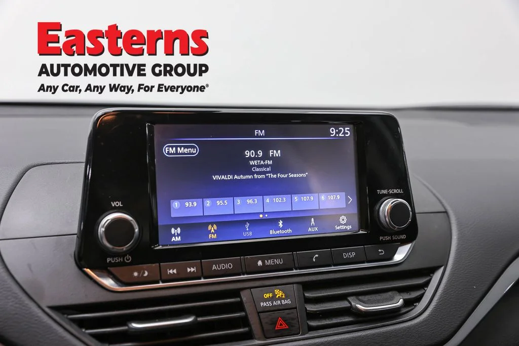 Used 2024 Silver Nissan 2.5 S image 18