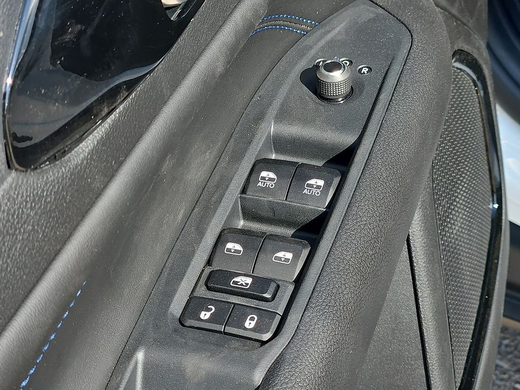 New 2026 Bright White Clearcoat Jeep  image 13