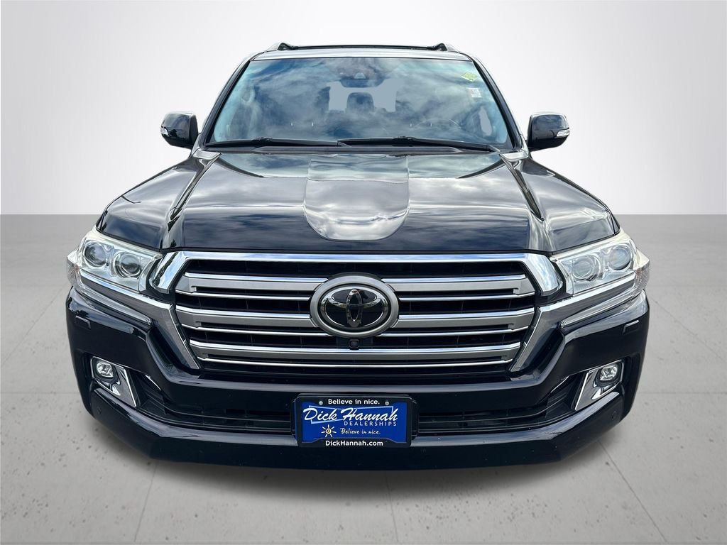 Used 2016 Black Toyota Base image 3