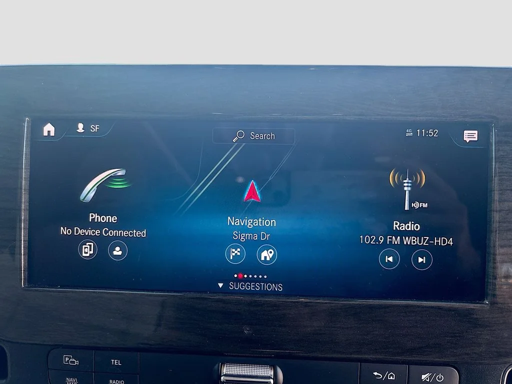 Used 2022  Mercedes-Benz Cargo 144 WB image 53