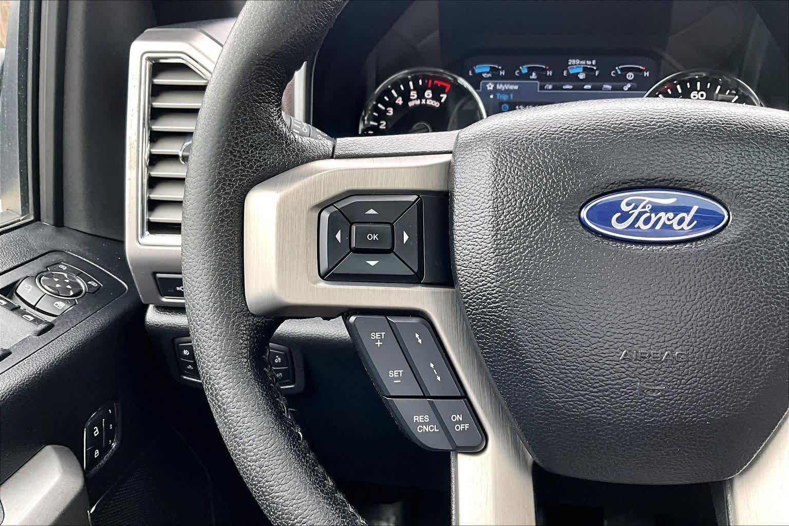 Used 2016 Blue Jeans Metallic Ford Platinum image 24