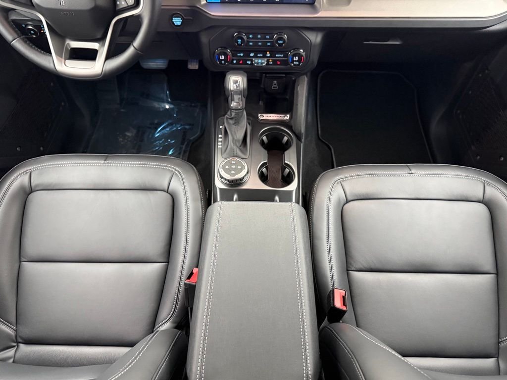 New 2026 Gray Ford Outer Banks image 32