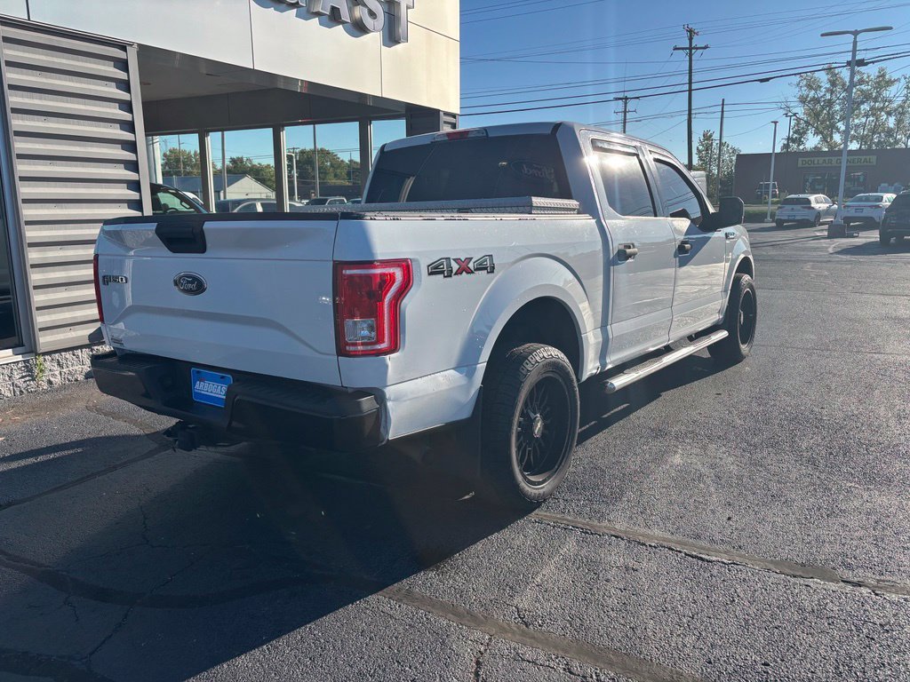 Used 2017 Oxford White Ford XLT image 5