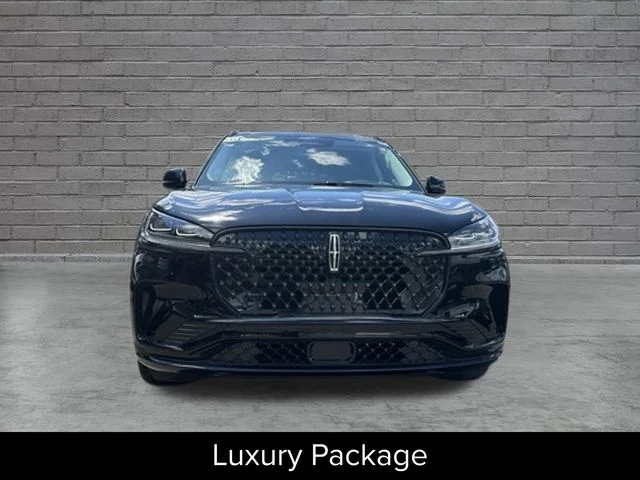 New 2026 Black Lincoln Reserve image 3