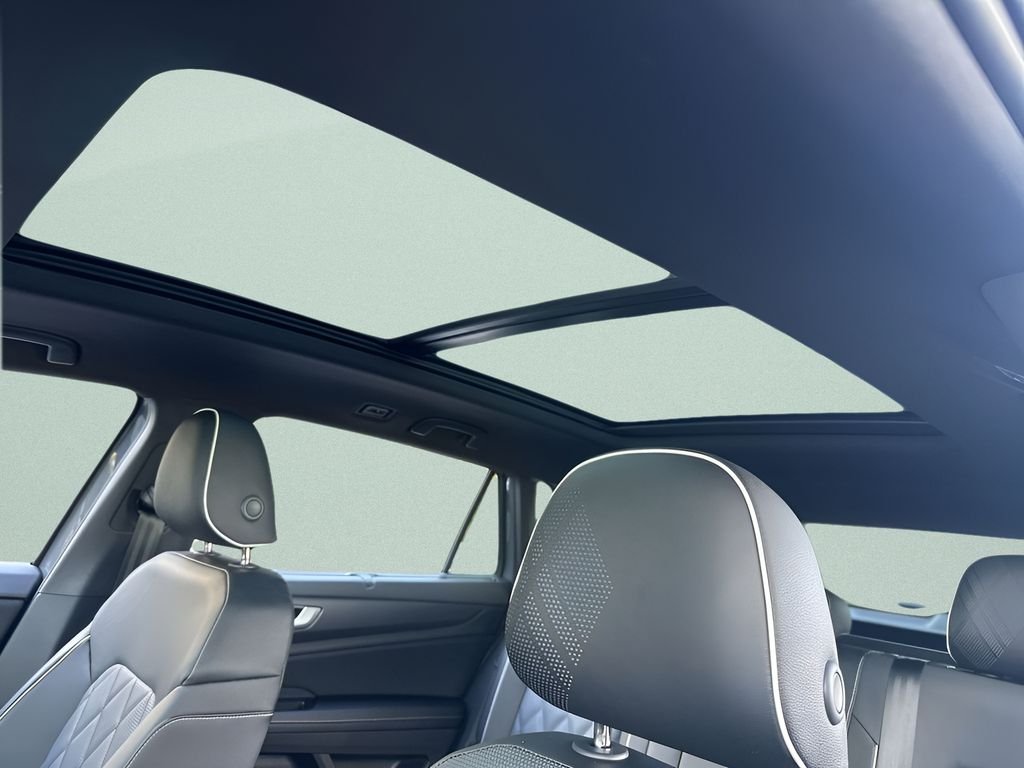 New 2026 Pure Gray Volkswagen 2.0T SEL Premium R-Line image 22