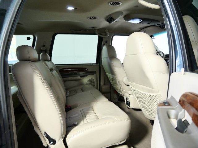 Used 2000 Green Ford Limited image 13