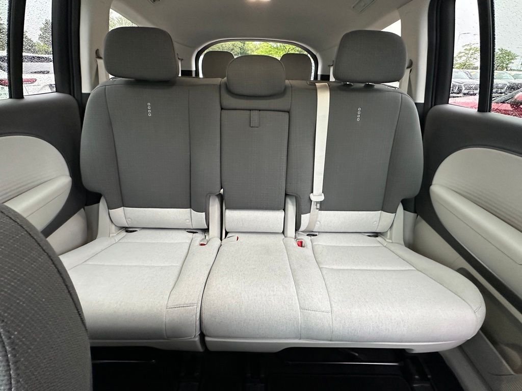 2026 Hyundai IONIQ 9 SE - Photo 11