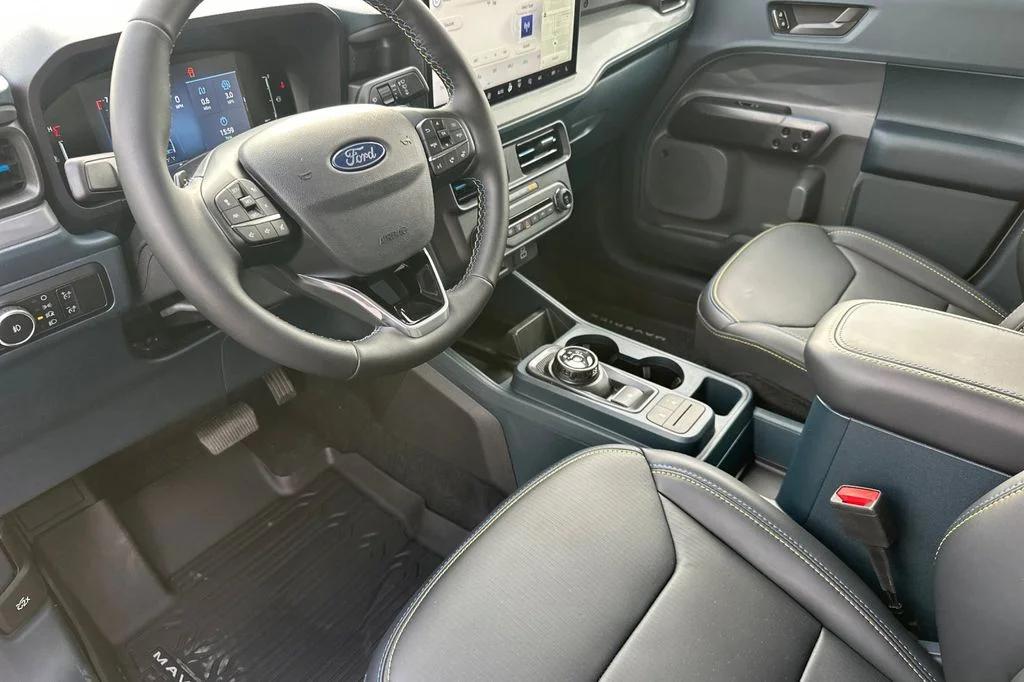 New 2026 Space White Metallic Ford Lobo High image 10