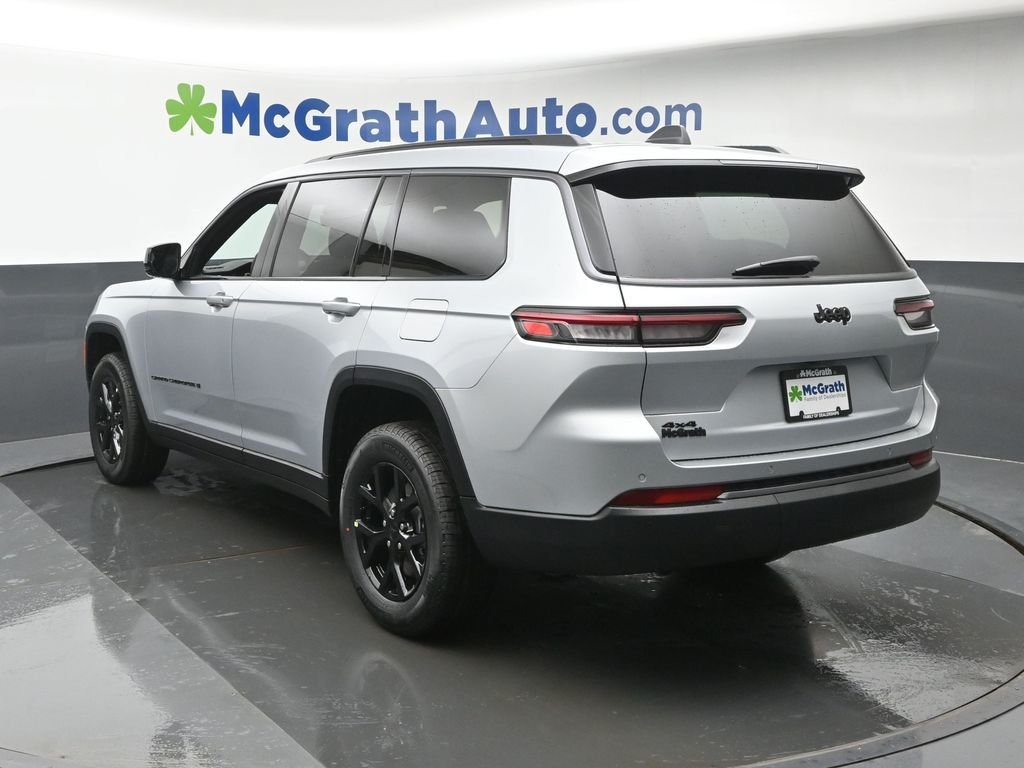 New 2026 Silver Zynith Jeep Altitude image 27