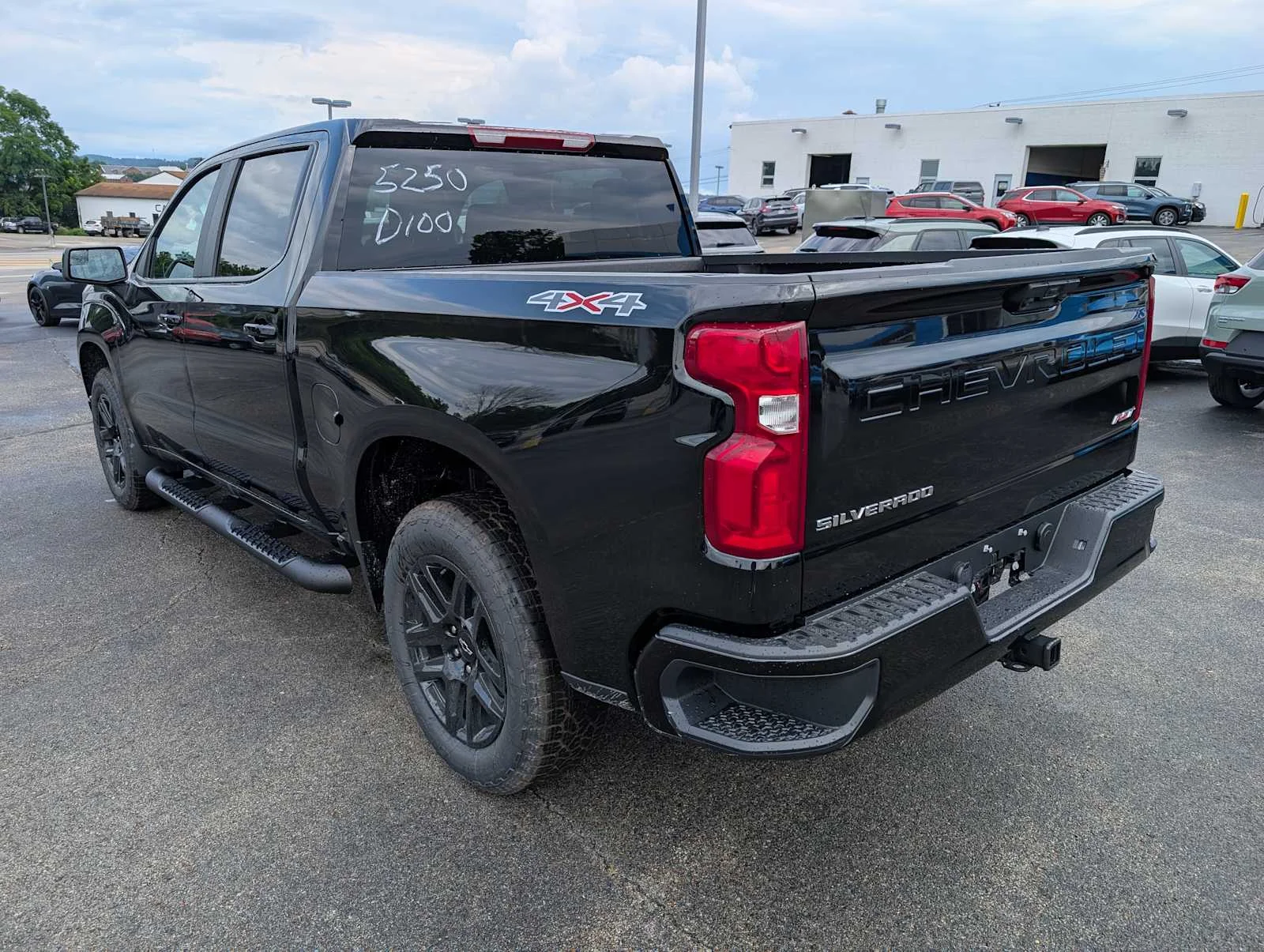 2026 Chevrolet Silverado 1500 RST - Photo 9
