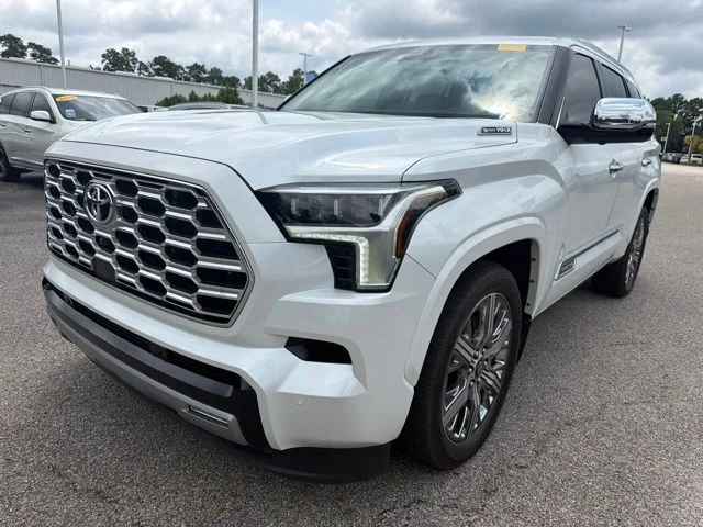 Used 2025 Beige Toyota Capstone image 7