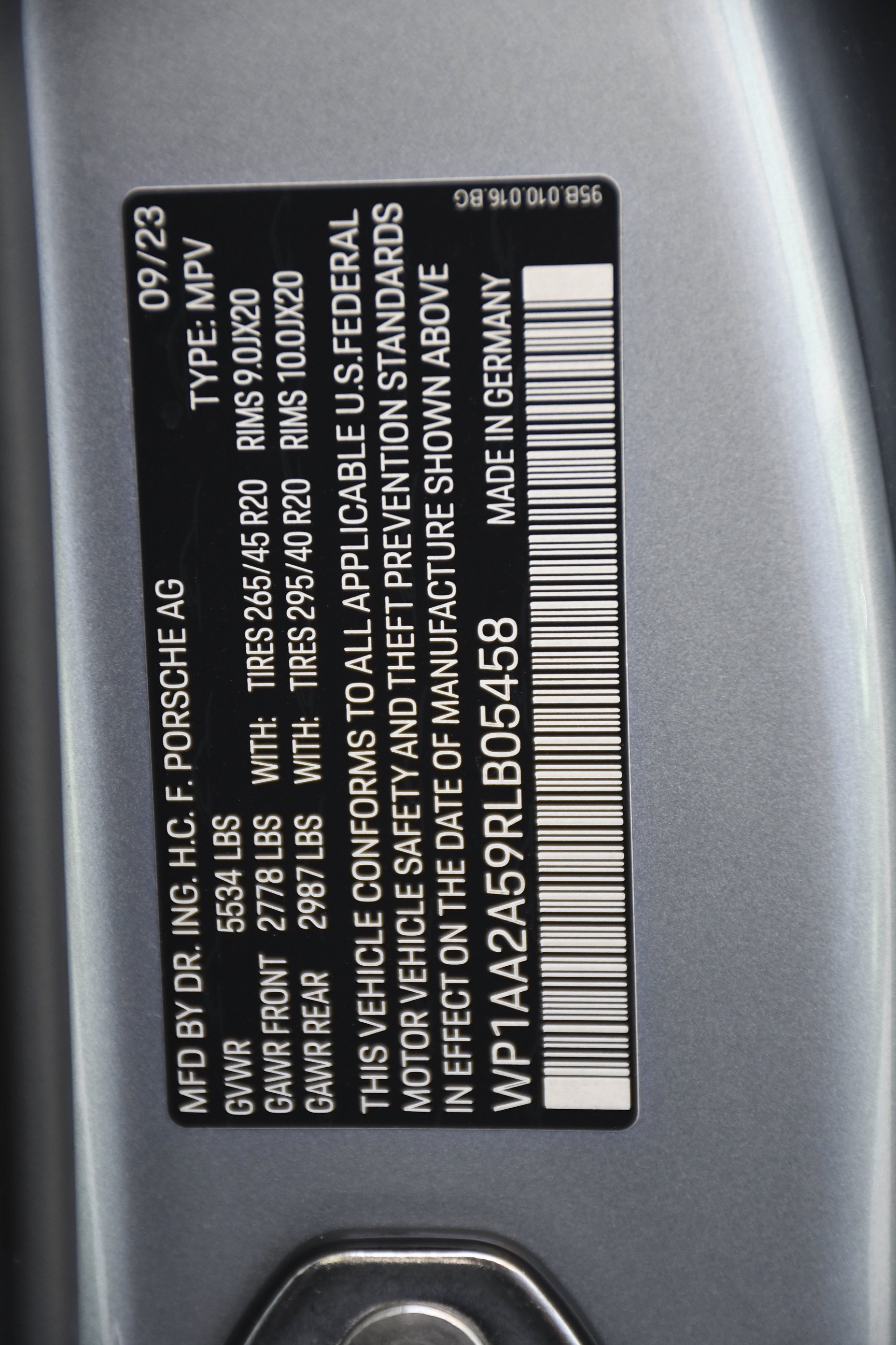 Used 2024 Dolomite Silver Metallic Porsche Base image 36