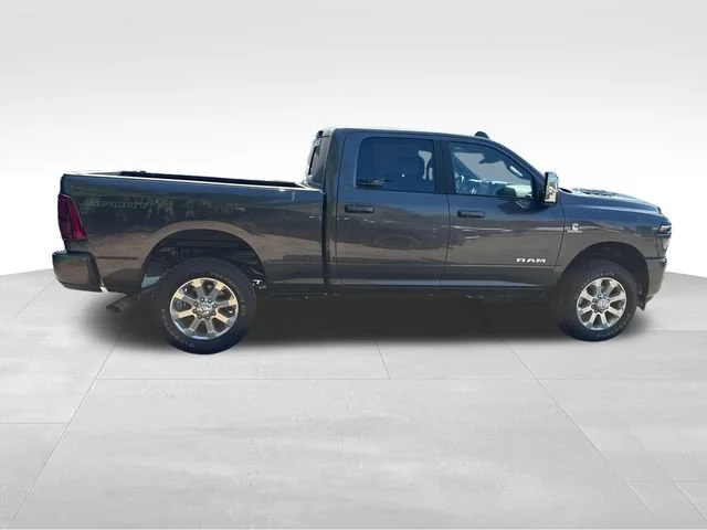 2026 RAM 2500 Laramie - Photo 8
