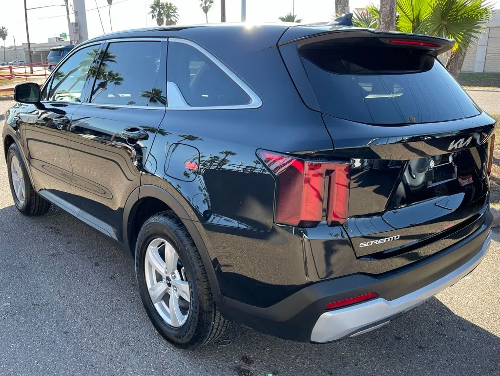 New 2026 Black Kia LX image 5
