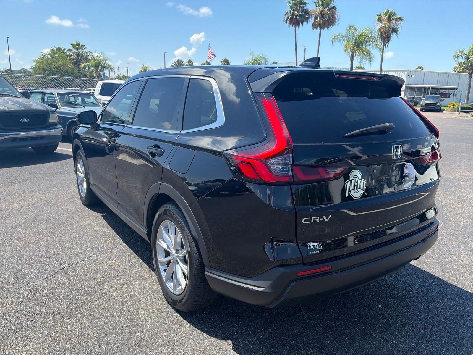 Used 2023 Crystal Black Pearl Honda EX image 5