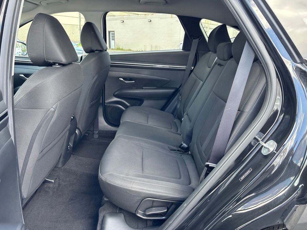 Used 2023 Black Hyundai SEL image 13