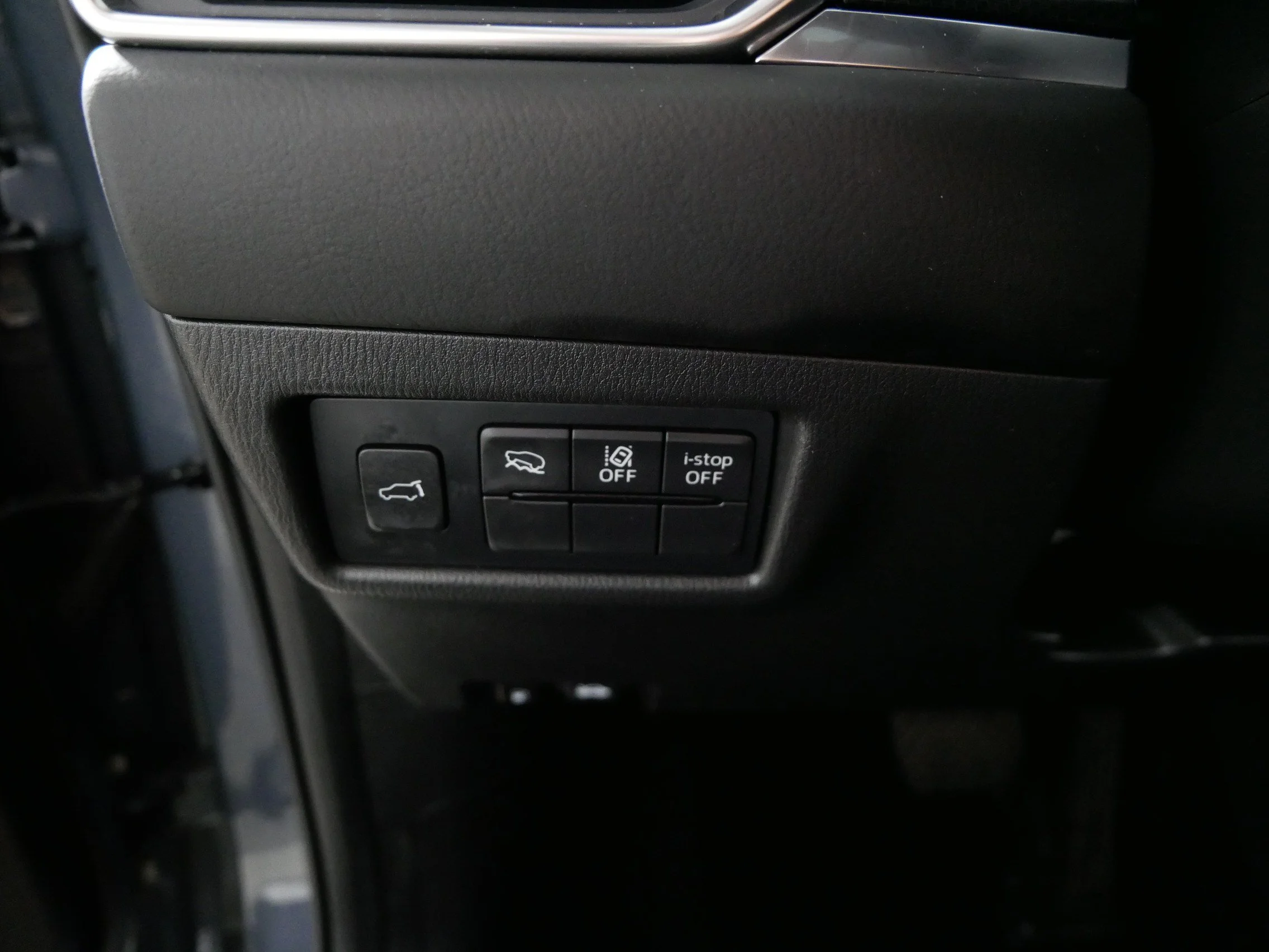 Used 2025 Polymetal Gray Metallic Mazda 2.5 S Carbon Edition image 26