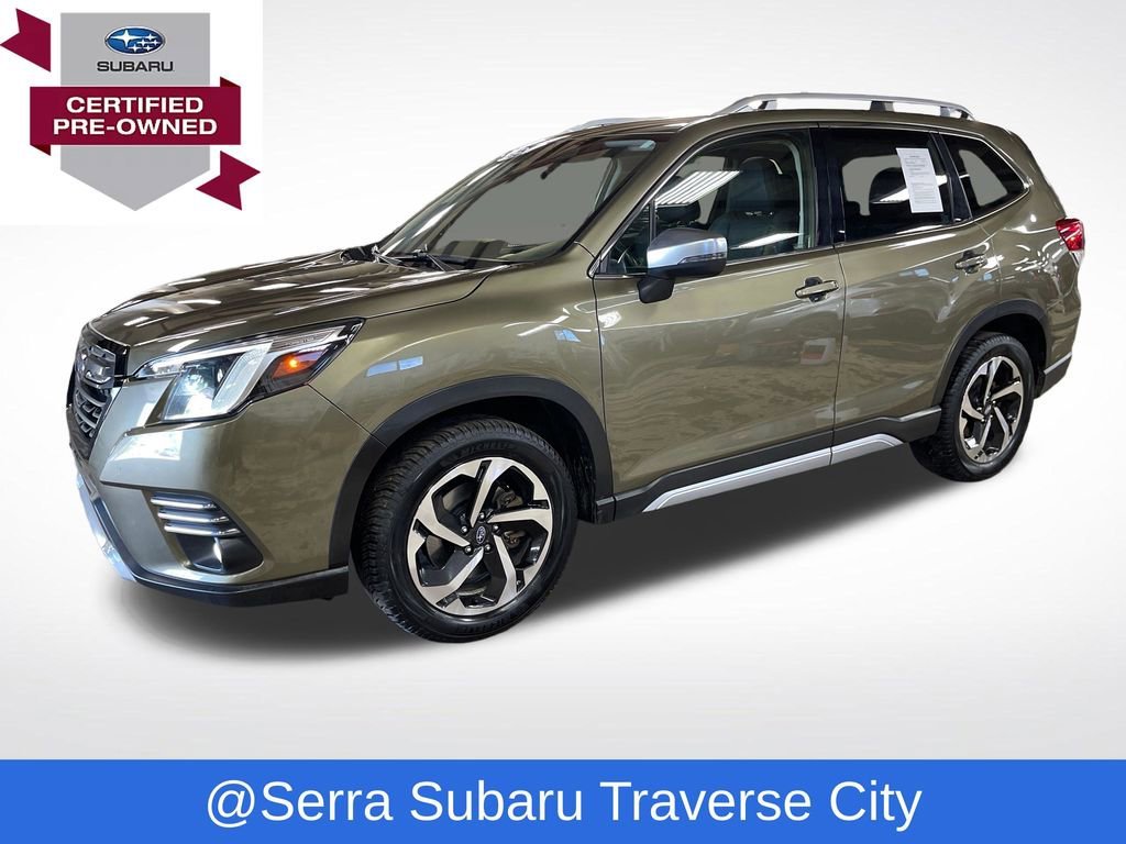 2023 Subaru Forester Touring's photo