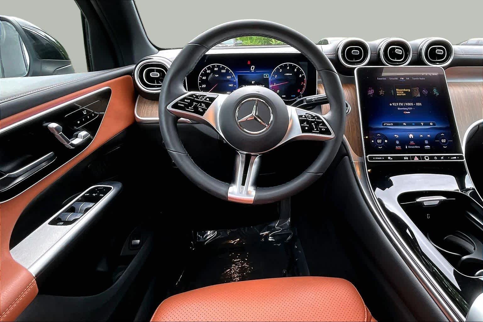 Used 2024 Polar White Mercedes-Benz GLC 300 image 6