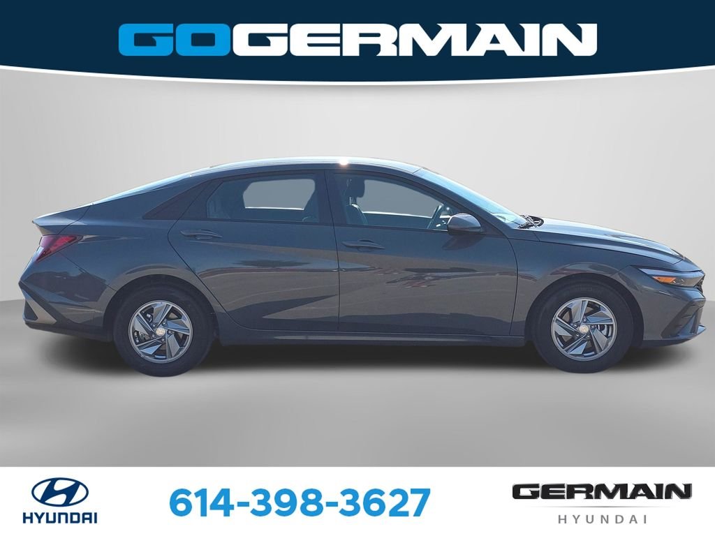 Used 2026 Gray Hyundai SE image 7