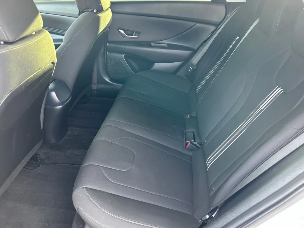 Used 2022 Gray Hyundai SEL image 17