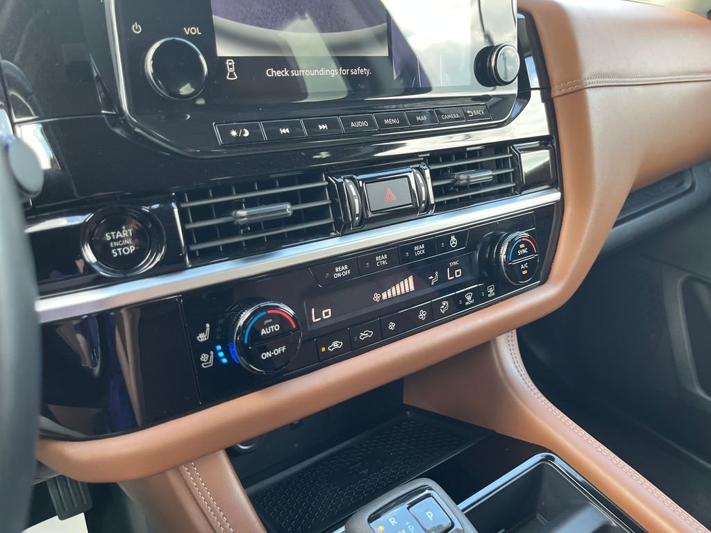 Used 2025 Gray Nissan Platinum image 20