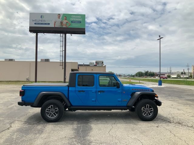 Used 2024 Blue Jeep Mojave image 6