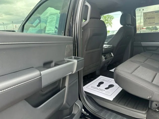 New 2026 Agate Black Metallic Ford XLT image 26