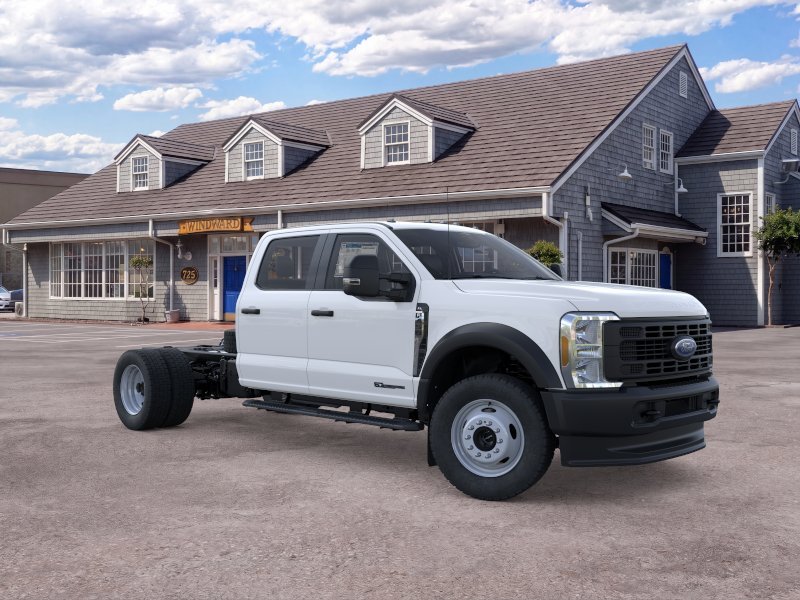 New 2025 Oxford White Ford F-450® XL image 7